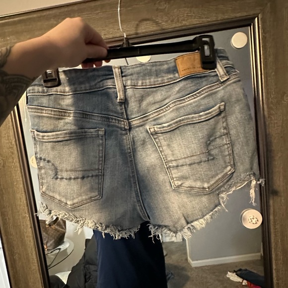 American eagle Jean shorts - Picture 2 of 5